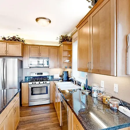 Apartamento Oceanfront Contemporary Lincoln City Exterior foto